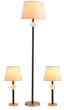 KIT DECORATIVO DE LÁMPARA MESA (2PZS) Y PIE (1PZA) 1XE27-40W, IP20, ACABADO NEGRO + BRASS + PANTALLA BEIGE.