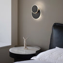 LÁMPARA DE PARED DECORATIVA LED 8W, EMITE 420LM, TONALIDAD 3000K, 100-240V 50-60HZ, GRADO DE PROTECCION IP20, ACABADO NEGRO.