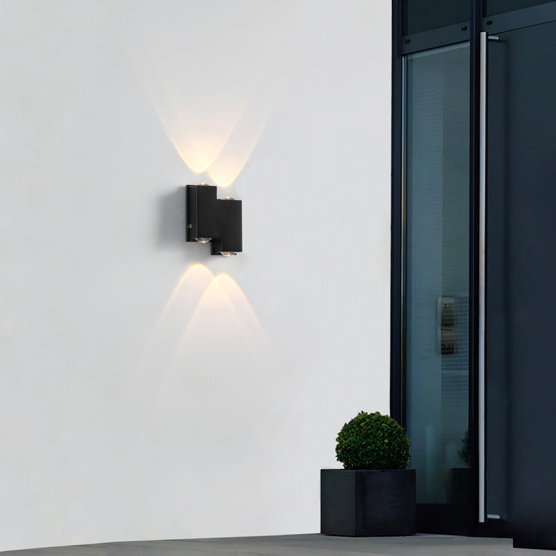 LÁMPARA DE PARED EXTERIOR DECORATIVA LED CON ILUMINACION ARRIBA Y ABAJO 4X1W EMITE 330LM, TONALIDAD 3000K 100-240V 50-60HZ GRADO DE PROTECCION IP54, ACABADO NEGRO.