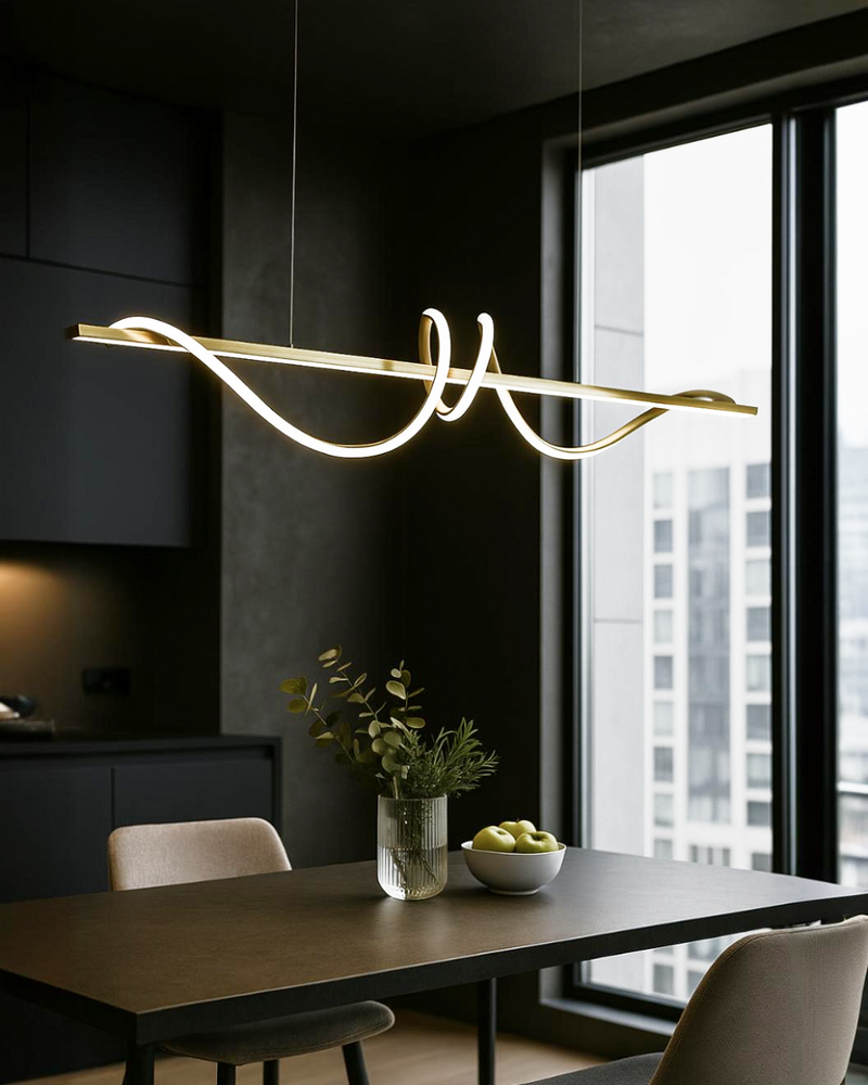 LÁMPARA COLGANTE DECORATIVA CON LUZ LED 60W ACABADO GOLDEN/ METAL SILICON