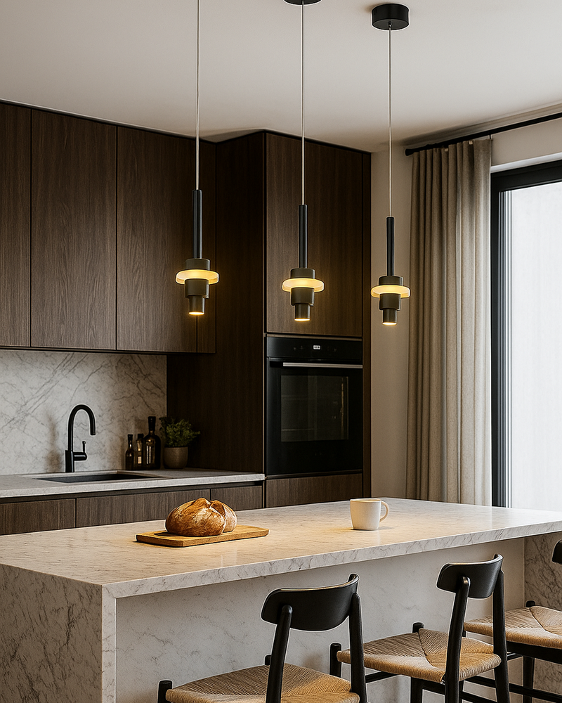 LÁMPARA COLGANTE DECORATIVA CON LUZ  LED 7W ACABADO BLACK / ACRÍLICA.