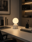 Lámpara De Mesa Decorativa Con Luz Led 2w Recargable Tactil Dimeable Acabado Blanco.