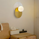 LÁMPARA DE PARED DECORATIVA LED 25W/ 6 CON TONALIDAD3000K ACABADO GOLDE/ METAL ACRÍLICO.