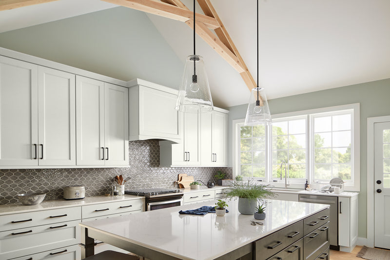 LED Pendant<br /><span style="color:#4AB0CE;">Entrega: 4-10 dias en USA</span><br /><span style="color:#4AB0CE;font-size:60%;">PREGUNTE POR ENTREGA EN PANAMA</span><br />Collection: Vance<br />Finish: Satin Black