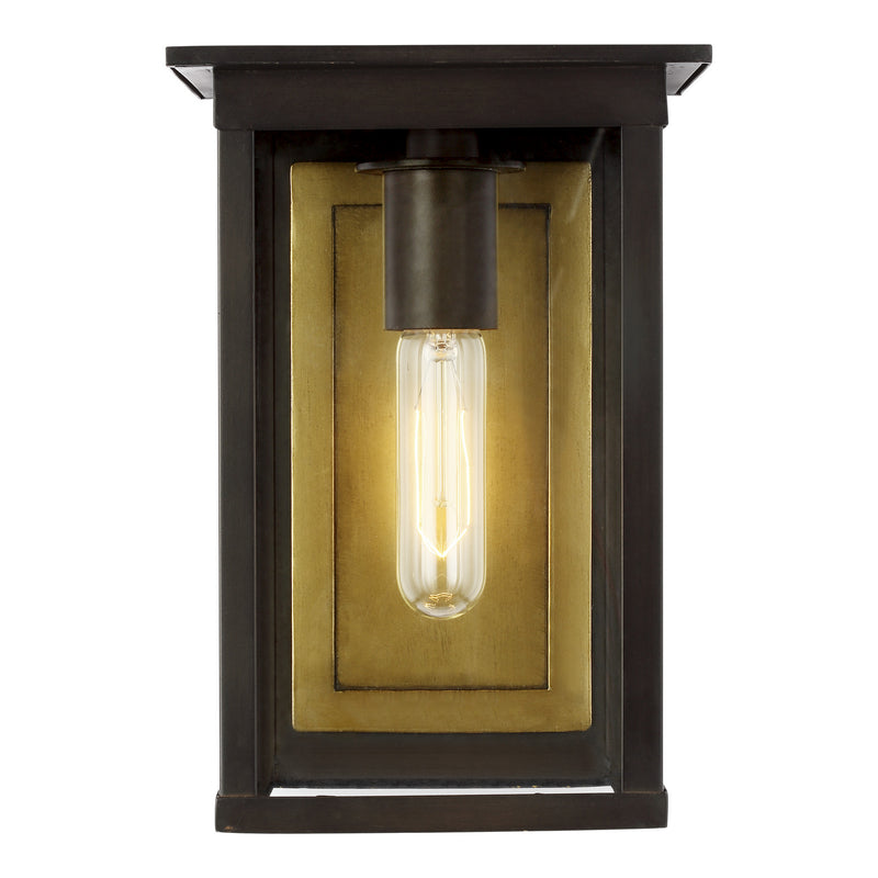 One Light Outdoor Wall Lantern<br /><span style="color:#4AB0CE;">Entrega: 4-10 dias en USA</span><br /><span style="color:#4AB0CE;font-size:60%;">PREGUNTE POR ENTREGA EN PANAMA</span><br />Collection: Freeport<br />Finish: Heritage Copper