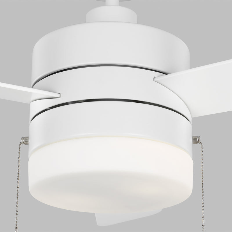 52" Ceiling Fan<br /><span style="color:#4AB0CE;">Entrega: 4-10 dias en USA</span><br /><span style="color:#4AB0CE;font-size:60%;">PREGUNTE POR ENTREGA EN PANAMA</span><br />Collection: Syrus<br />Finish: Matte White