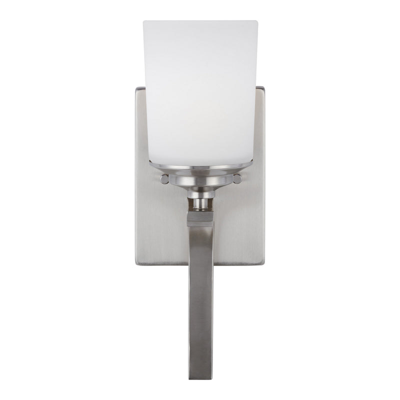 One Light Wall / Bath Sconce<br /><span style="color:#4AB0CE;">Entrega: 4-10 dias en USA</span><br /><span style="color:#4AB0CE;font-size:60%;">PREGUNTE POR ENTREGA EN PANAMA</span><br />Collection: Kemal<br />Finish: Brushed Nickel