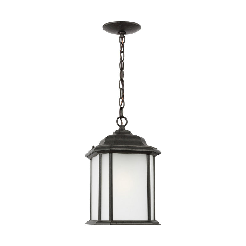 One Light Outdoor Pendant<br /><span style="color:#4AB0CE;">Entrega: 4-10 dias en USA</span><br /><span style="color:#4AB0CE;font-size:60%;">PREGUNTE POR ENTREGA EN PANAMA</span><br />Collection: Kent<br />Finish: Oxford Bronze