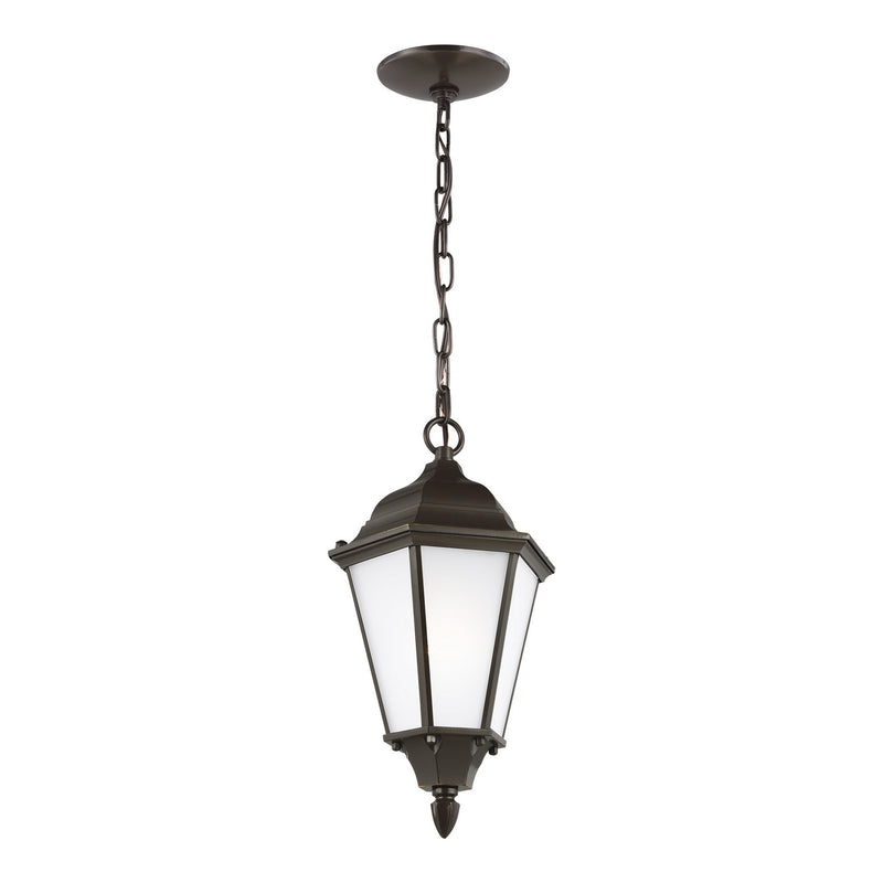 One Light Outdoor Pendant<br /><span style="color:#4AB0CE;">Entrega: 4-10 dias en USA</span><br /><span style="color:#4AB0CE;font-size:60%;">PREGUNTE POR ENTREGA EN PANAMA</span><br />Collection: Bakersville<br />Finish: Antique Bronze