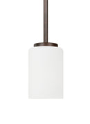 One Light Mini-Pendant<br /><span style="color:#4AB0CE;">Entrega: 4-10 dias en USA</span><br /><span style="color:#4AB0CE;font-size:60%;">PREGUNTE POR ENTREGA EN PANAMA</span><br />Collection: Oslo<br />Finish: Bronze