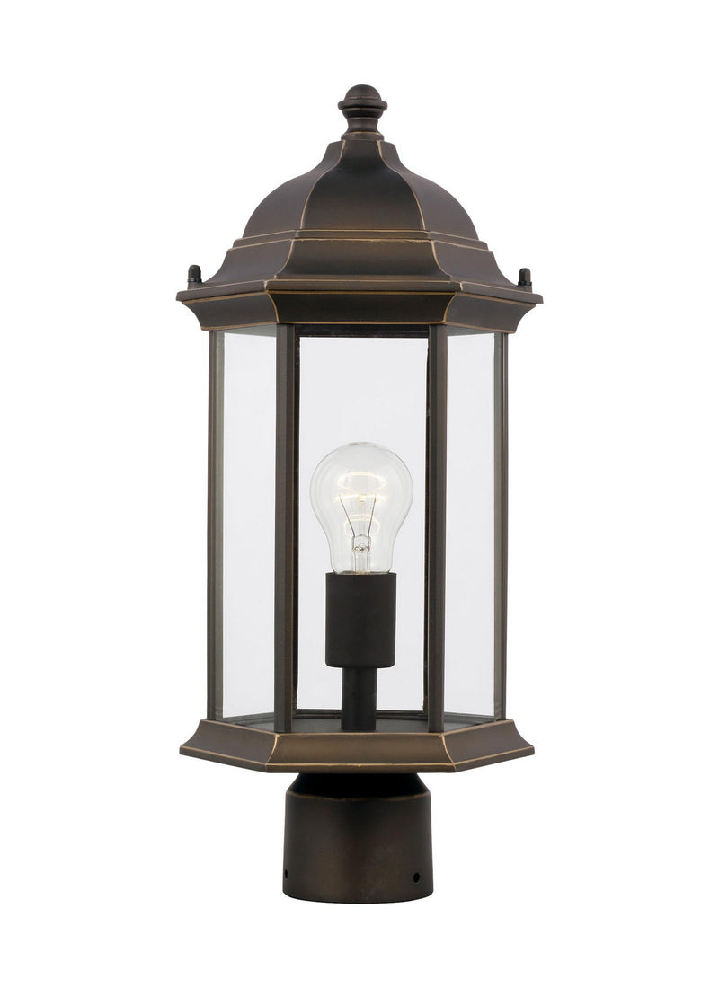 One Light Outdoor Post Lantern<br /><span style="color:#4AB0CE;">Entrega: 4-10 dias en USA</span><br /><span style="color:#4AB0CE;font-size:60%;">PREGUNTE POR ENTREGA EN PANAMA</span><br />Collection: Sevier<br />Finish: Antique Bronze