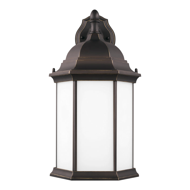 One Light Outdoor Wall Lantern<br /><span style="color:#4AB0CE;">Entrega: 4-10 dias en USA</span><br /><span style="color:#4AB0CE;font-size:60%;">PREGUNTE POR ENTREGA EN PANAMA</span><br />Collection: Sevier<br />Finish: Antique Bronze