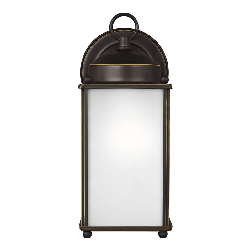 One Light Outdoor Wall Lantern<br /><span style="color:#4AB0CE;">Entrega: 4-10 dias en USA</span><br /><span style="color:#4AB0CE;font-size:60%;">PREGUNTE POR ENTREGA EN PANAMA</span><br />Collection: New Castle<br />Finish: Antique Bronze