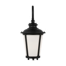 One Light Outdoor Wall Lantern<br /><span style="color:#4AB0CE;">Entrega: 4-10 dias en USA</span><br /><span style="color:#4AB0CE;font-size:60%;">PREGUNTE POR ENTREGA EN PANAMA</span><br />Collection: Cape May<br />Finish: Black