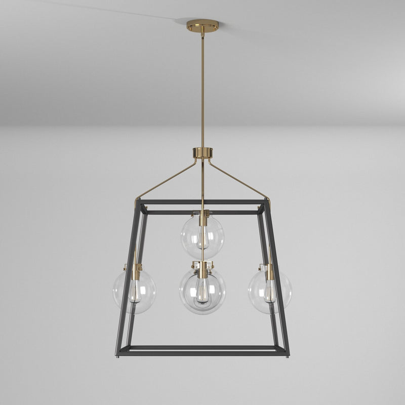 Five Light Chandelier<br /><span style="color:#4AB0CE;">Entrega: 4-10 dias en USA</span><br /><span style="color:#4AB0CE;font-size:60%;">PREGUNTE POR ENTREGA EN PANAMA</span><br />Collection: Bridgetown<br />Finish: Black & Harvest Brass