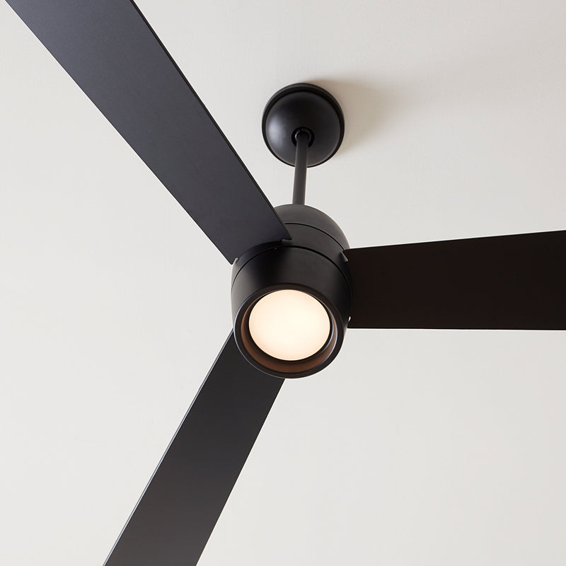 60"Ceiling Fan<br /><span style="color:#4AB0CE;">Entrega: 10-11 semanas en USA</span><br /><span style="color:#4AB0CE;font-size:60%;">PREGUNTE POR ENTREGA EN PANAMA</span><br />Collection: Alba<br />Finish: Midnight Black