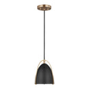 One Light Mini-Pendant<br /><span style="color:#4AB0CE;">Entrega: 7-8 semanas en USA</span><br /><span style="color:#4AB0CE;font-size:60%;">PREGUNTE POR ENTREGA EN PANAMA</span><br />Collection: Norman<br />Finish: Satin Brass