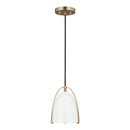 One Light Mini-Pendant<br /><span style="color:#4AB0CE;">Entrega: 10-11 semanas en USA</span><br /><span style="color:#4AB0CE;font-size:60%;">PREGUNTE POR ENTREGA EN PANAMA</span><br />Collection: Norman<br />Finish: Satin Brass