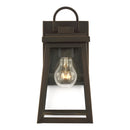 One Light Outdoor Wall Lantern<br /><span style="color:#4AB0CE;">Entrega: 3-4 semanas en USA</span><br /><span style="color:#4AB0CE;font-size:60%;">PREGUNTE POR ENTREGA EN PANAMA</span><br />Collection: Founders<br />Finish: Antique Bronze