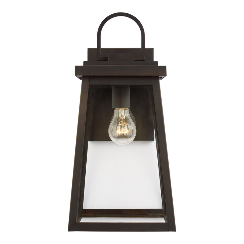 One Light Outdoor Wall Lantern<br /><span style="color:#4AB0CE;">Entrega: 4-10 dias en USA</span><br /><span style="color:#4AB0CE;font-size:60%;">PREGUNTE POR ENTREGA EN PANAMA</span><br />Collection: Founders<br />Finish: Antique Bronze