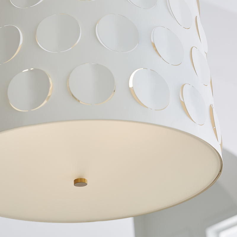 Three Light Pendant<br /><span style="color:#4AB0CE;">Entrega: 4-10 dias en USA</span><br /><span style="color:#4AB0CE;font-size:60%;">PREGUNTE POR ENTREGA EN PANAMA</span><br />Collection: Dottie<br />Finish: Burnished Brass