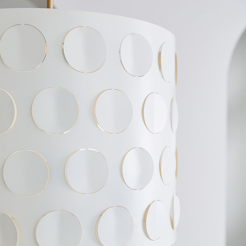 Three Light Pendant<br /><span style="color:#4AB0CE;">Entrega: 4-10 dias en USA</span><br /><span style="color:#4AB0CE;font-size:60%;">PREGUNTE POR ENTREGA EN PANAMA</span><br />Collection: Dottie<br />Finish: Burnished Brass