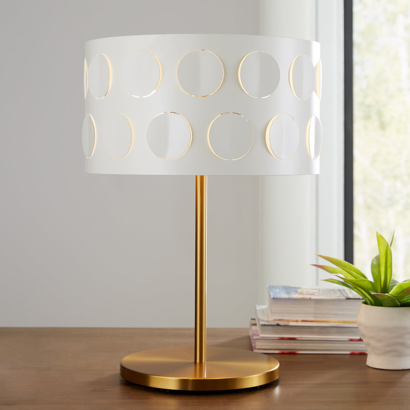 Two Light Desk Lamp<br /><span style="color:#4AB0CE;">Entrega: 18-19 semanas en USA</span><br /><span style="color:#4AB0CE;font-size:60%;">PREGUNTE POR ENTREGA EN PANAMA</span><br />Collection: Dottie<br />Finish: Burnished Brass