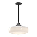 One Light Pendant<br /><span style="color:#4AB0CE;">Entrega: 4-10 dias en USA</span><br /><span style="color:#4AB0CE;font-size:60%;">PREGUNTE POR ENTREGA EN PANAMA</span><br />Collection: Lincoln<br />Finish: Glossy Opal Glass/Matte Black