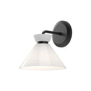 One Light Vanity<br /><span style="color:#4AB0CE;">Entrega: 4-10 dias en USA</span><br /><span style="color:#4AB0CE;font-size:60%;">PREGUNTE POR ENTREGA EN PANAMA</span><br />Collection: Halston<br />Finish: Glossy Opal Glass/Matte Black