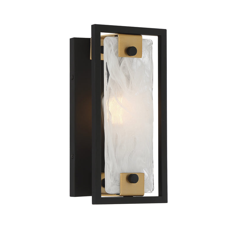 One Light Wall Sconce<br /><span style="color:#4AB0CE;">Entrega: 4-10 dias en USA</span><br /><span style="color:#4AB0CE;font-size:60%;">PREGUNTE POR ENTREGA EN PANAMA</span><br />Collection: Hayward<br />Finish: Matte Black with Warm Brass Accents