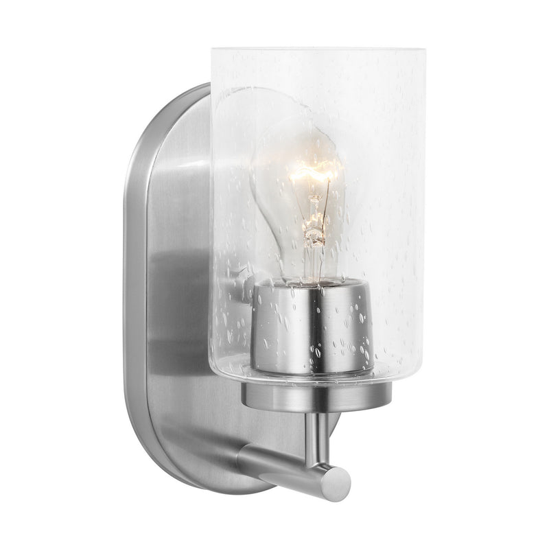 One Light Wall / Bath Sconce<br /><span style="color:#4AB0CE;">Entrega: 4-10 dias en USA</span><br /><span style="color:#4AB0CE;font-size:60%;">PREGUNTE POR ENTREGA EN PANAMA</span><br />Collection: Oslo<br />Finish: Brushed Nickel