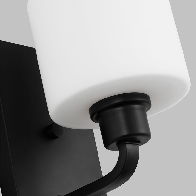 One Light Wall / Bath Sconce<br /><span style="color:#4AB0CE;">Entrega: 4-10 dias en USA</span><br /><span style="color:#4AB0CE;font-size:60%;">PREGUNTE POR ENTREGA EN PANAMA</span><br />Collection: Canfield<br />Finish: Midnight Black