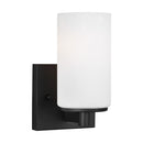 One Light Wall / Bath Sconce<br /><span style="color:#4AB0CE;">Entrega: 4-10 dias en USA</span><br /><span style="color:#4AB0CE;font-size:60%;">PREGUNTE POR ENTREGA EN PANAMA</span><br />Collection: Hettinger<br />Finish: Midnight Black