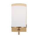 One Light Wall / Bath Sconce<br /><span style="color:#4AB0CE;">Entrega: 4-10 dias en USA</span><br /><span style="color:#4AB0CE;font-size:60%;">PREGUNTE POR ENTREGA EN PANAMA</span><br />Collection: Zire<br />Finish: Satin Brass