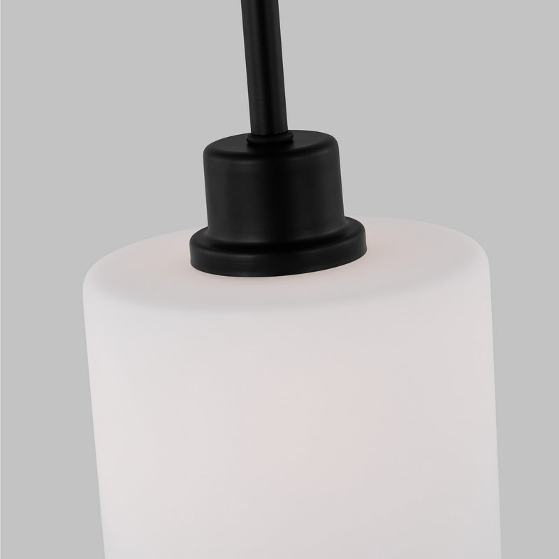 One Light Mini-Pendant<br /><span style="color:#4AB0CE;">Entrega: 4-10 dias en USA</span><br /><span style="color:#4AB0CE;font-size:60%;">PREGUNTE POR ENTREGA EN PANAMA</span><br />Collection: Canfield<br />Finish: Midnight Black