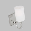 One Light Bath Vanity<br /><span style="color:#4AB0CE;">Entrega: 13-14 semanas en USA</span><br /><span style="color:#4AB0CE;font-size:60%;">PREGUNTE POR ENTREGA EN PANAMA</span><br />Collection: Oak Moore<br />Finish: Chrome