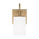 One Light Bath Vanity<br /><span style="color:#4AB0CE;">Entrega: 4-10 dias en USA</span><br /><span style="color:#4AB0CE;font-size:60%;">PREGUNTE POR ENTREGA EN PANAMA</span><br />Collection: Oak Moore<br />Finish: Satin Brass