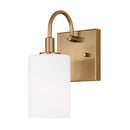 One Light Bath Vanity<br /><span style="color:#4AB0CE;">Entrega: 4-10 dias en USA</span><br /><span style="color:#4AB0CE;font-size:60%;">PREGUNTE POR ENTREGA EN PANAMA</span><br />Collection: Oak Moore<br />Finish: Satin Brass