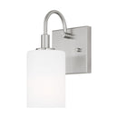 One Light Bath Vanity<br /><span style="color:#4AB0CE;">Entrega: 9-10 semanas en USA</span><br /><span style="color:#4AB0CE;font-size:60%;">PREGUNTE POR ENTREGA EN PANAMA</span><br />Collection: Oak Moore<br />Finish: Brushed Nickel