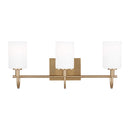 Three Light Bath Vanity<br /><span style="color:#4AB0CE;">Entrega: 4-10 dias en USA</span><br /><span style="color:#4AB0CE;font-size:60%;">PREGUNTE POR ENTREGA EN PANAMA</span><br />Collection: Oak Moore<br />Finish: Satin Brass