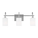 Three Light Bath Vanity<br /><span style="color:#4AB0CE;">Entrega: 11-12 semanas en USA</span><br /><span style="color:#4AB0CE;font-size:60%;">PREGUNTE POR ENTREGA EN PANAMA</span><br />Collection: Oak Moore<br />Finish: Brushed Nickel