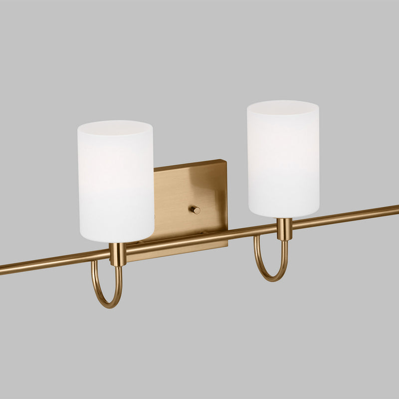 Four Light Bath Vanity<br /><span style="color:#4AB0CE;">Entrega: 8-9 semanas en USA</span><br /><span style="color:#4AB0CE;font-size:60%;">PREGUNTE POR ENTREGA EN PANAMA</span><br />Collection: Oak Moore<br />Finish: Satin Brass
