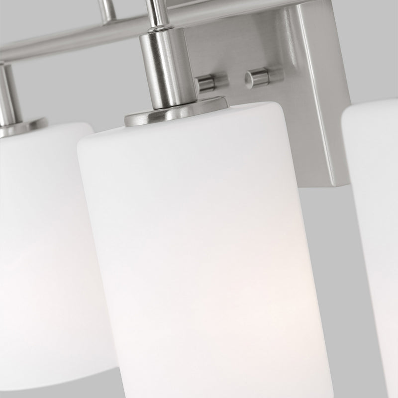 Four Light Bath Vanity<br /><span style="color:#4AB0CE;">Entrega: 8-9 semanas en USA</span><br /><span style="color:#4AB0CE;font-size:60%;">PREGUNTE POR ENTREGA EN PANAMA</span><br />Collection: Oak Moore<br />Finish: Brushed Nickel