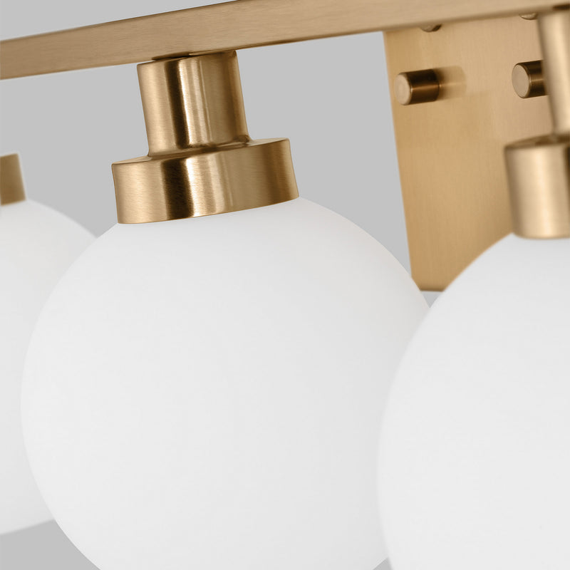 Three Light Bath Vanity<br /><span style="color:#4AB0CE;">Entrega: 4-10 dias en USA</span><br /><span style="color:#4AB0CE;font-size:60%;">PREGUNTE POR ENTREGA EN PANAMA</span><br />Collection: Clybourn<br />Finish: Satin Brass