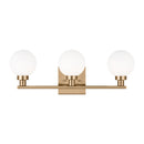Three Light Bath Vanity<br /><span style="color:#4AB0CE;">Entrega: 13-14 semanas en USA</span><br /><span style="color:#4AB0CE;font-size:60%;">PREGUNTE POR ENTREGA EN PANAMA</span><br />Collection: Clybourn<br />Finish: Satin Brass