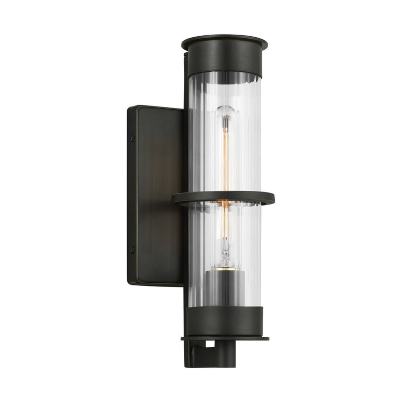 One Light Outdoor Wall Lantern<br /><span style="color:#4AB0CE;">Entrega: 4-10 dias en USA</span><br /><span style="color:#4AB0CE;font-size:60%;">PREGUNTE POR ENTREGA EN PANAMA</span><br />Collection: Alcona<br />Finish: Antique Bronze