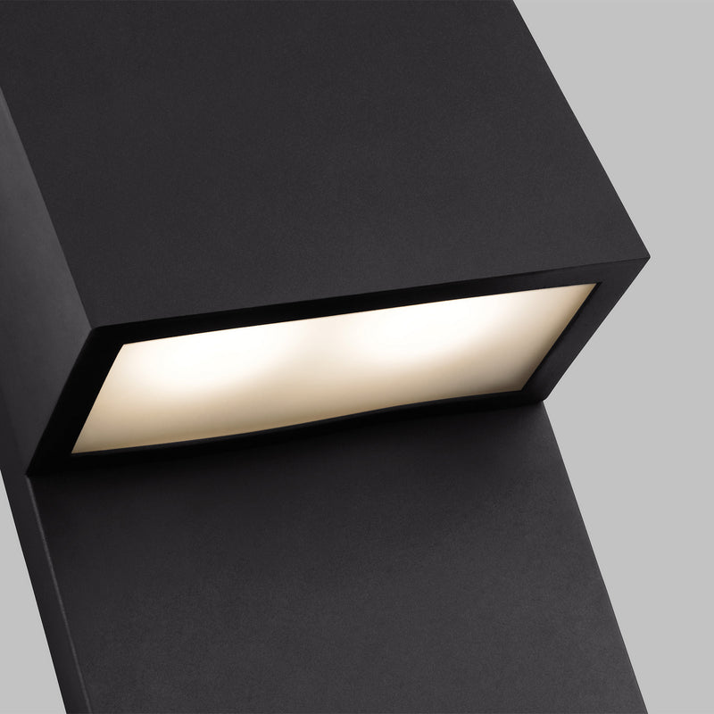LED Outdoor Wall Lantern<br /><span style="color:#4AB0CE;">Entrega: 13-14 semanas en USA</span><br /><span style="color:#4AB0CE;font-size:60%;">PREGUNTE POR ENTREGA EN PANAMA</span><br />Collection: Rocha<br />Finish: Black