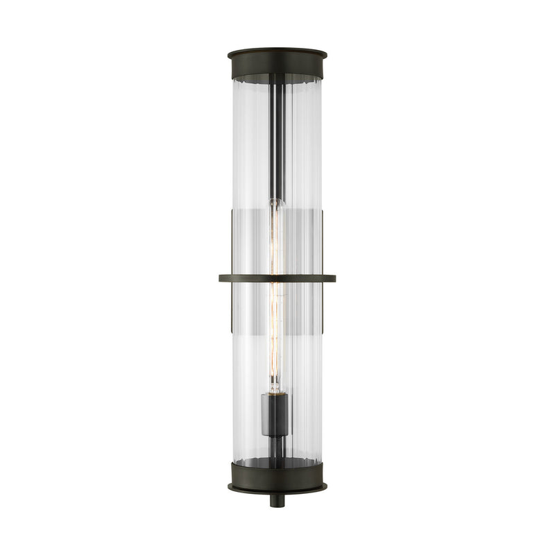 One Light Outdoor Wall Lantern<br /><span style="color:#4AB0CE;">Entrega: 4-10 dias en USA</span><br /><span style="color:#4AB0CE;font-size:60%;">PREGUNTE POR ENTREGA EN PANAMA</span><br />Collection: Alcona<br />Finish: Antique Bronze