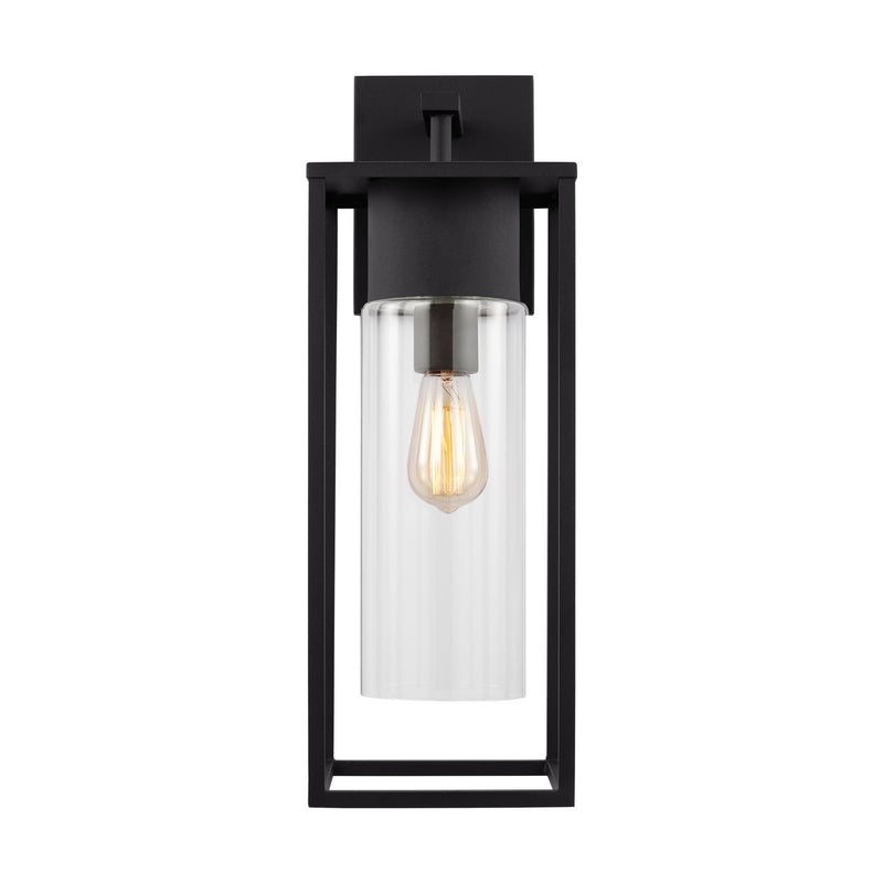 One Light Outdoor Wall Lantern<br /><span style="color:#4AB0CE;">Entrega: 4-10 dias en USA</span><br /><span style="color:#4AB0CE;font-size:60%;">PREGUNTE POR ENTREGA EN PANAMA</span><br />Collection: Vado<br />Finish: Black