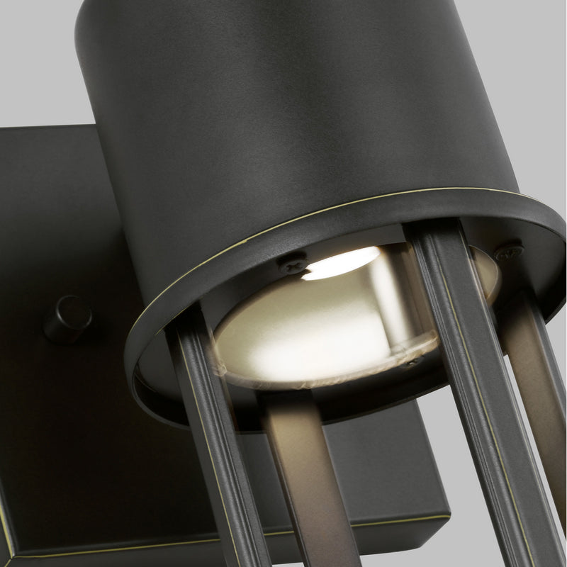 LED Outdoor Wall Lantern<br /><span style="color:#4AB0CE;">Entrega: 4-10 dias en USA</span><br /><span style="color:#4AB0CE;font-size:60%;">PREGUNTE POR ENTREGA EN PANAMA</span><br />Collection: Union<br />Finish: Antique Bronze
